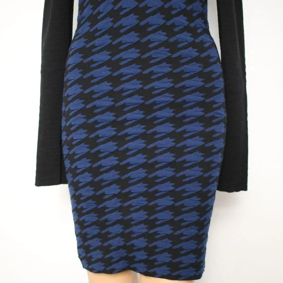 NEW Torn by Ronny Kobo Blue Black Long Sleeve Sweater Dress M - Picture 4 of 11